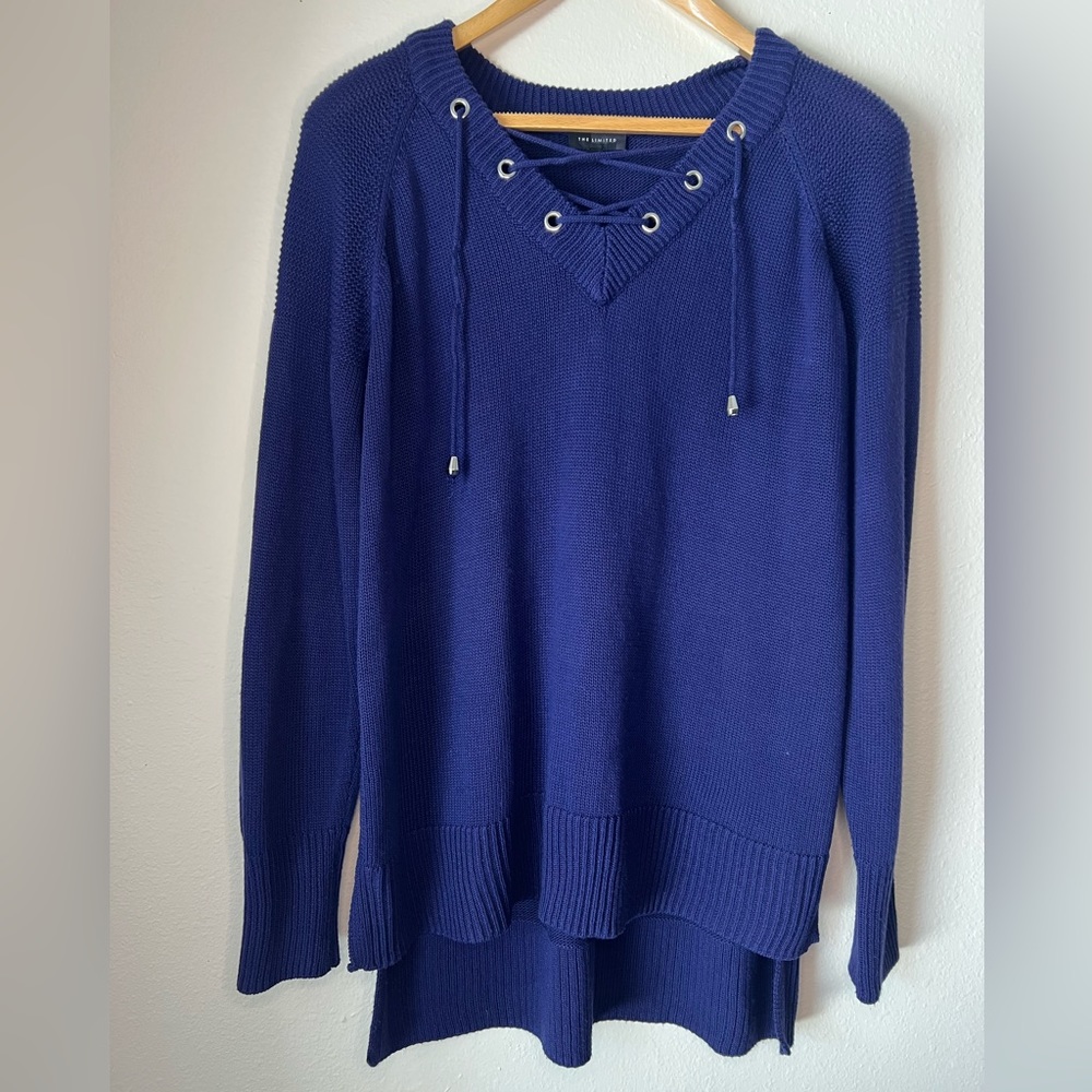 The Limited V-Neck Sweater size XL